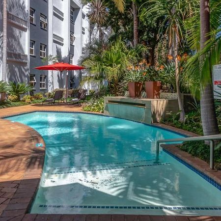 易住比勒陀利亚酒店 Pretoria-Noord 外观 照片